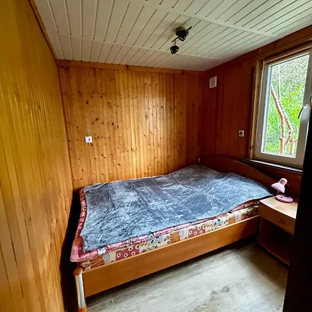 Nad Jeziorem * Zyndaki